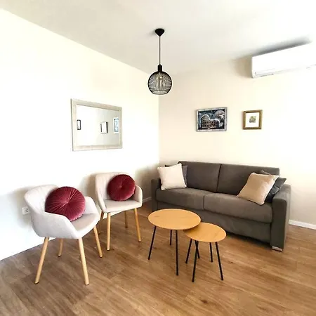 Carlissima Garden Apartment