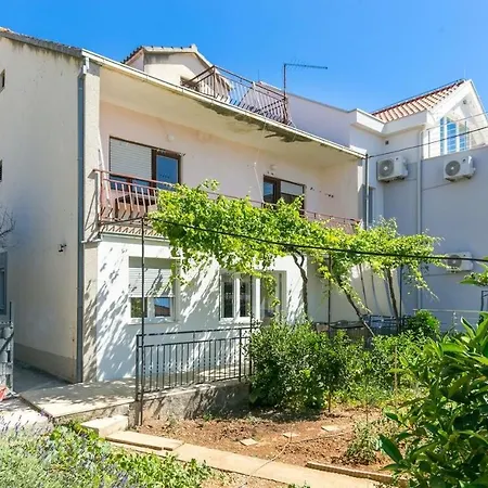 Apartman Carlissima Garden Trogir